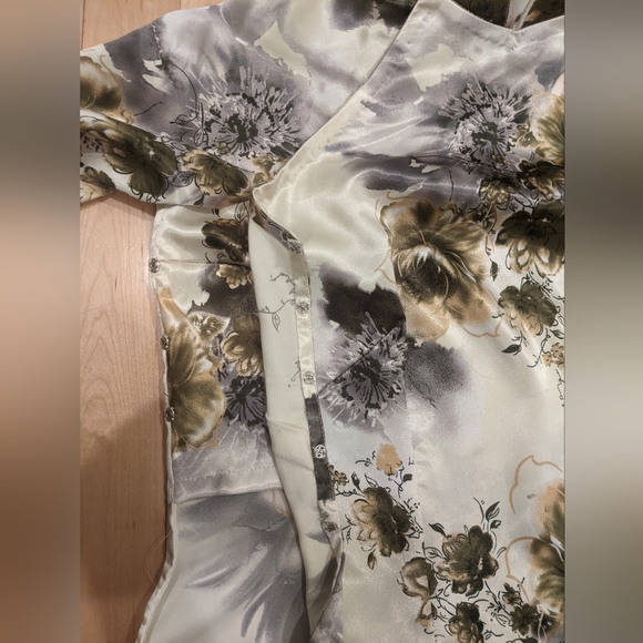 Vintage Satin Dress with Side Slits - Picture 12 of 12